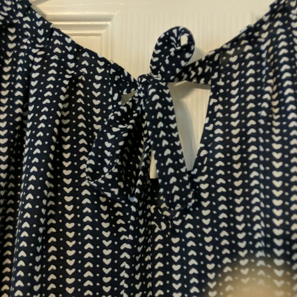Lauren Conrad blouse.  Size M. - Picture 4 of 4